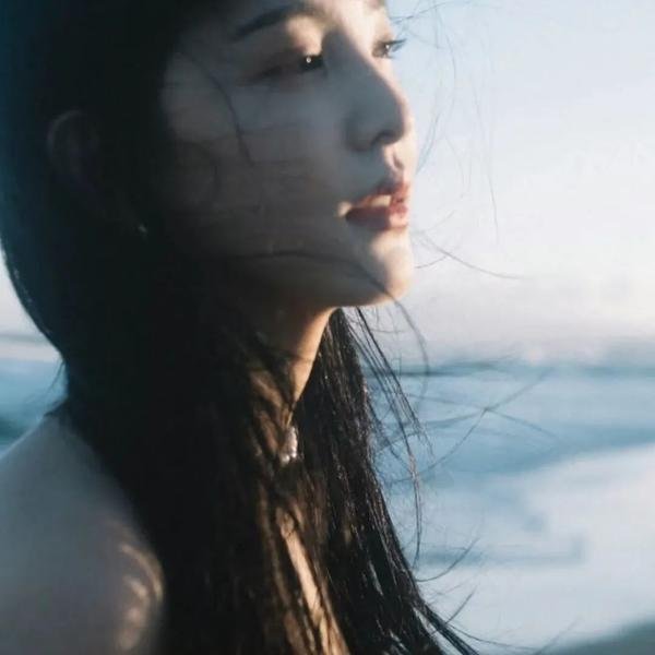 隐秘而伟大